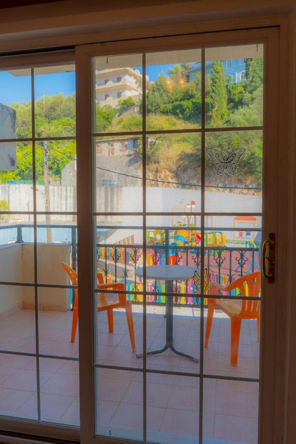 Valsamis Villa Apartments Poros  Exterior photo